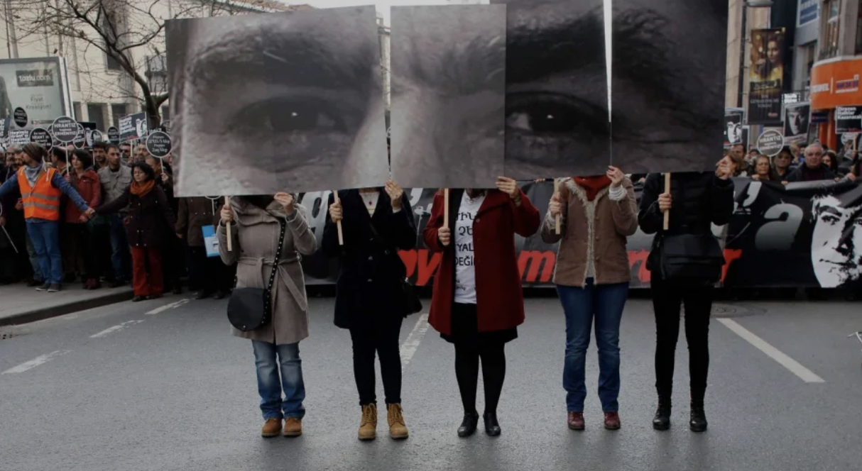 Cinayet Ya Nda Hrant Dink Neredeyse Onun I In Verilen Adalet