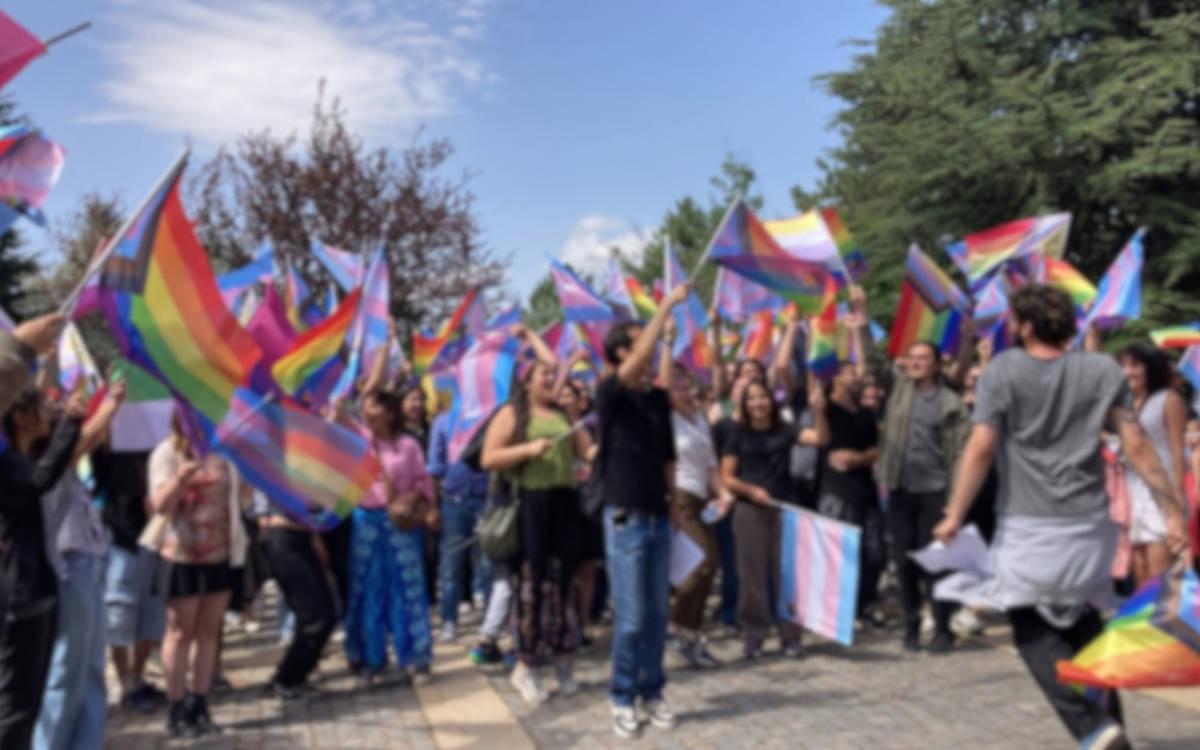 Türkiye Üniversitelerinde Onur Haftası Etkinlikleri: Yasaklara ve Baskılara Rağmen Kampüslerde Renkli Direniş